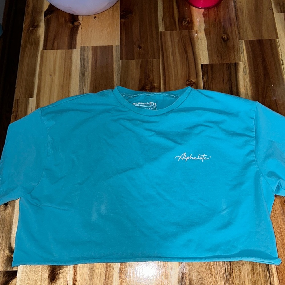 Alphalete Crop Top